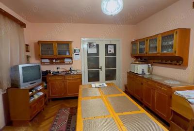 Casă cu 6 camere în Central - 6