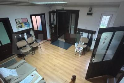 Casă cu 7 camere în Olimpia-Stadion - 2