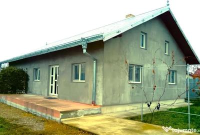 Casă cu 2 camere cu Teren 1290 Mp în Mitocu Dragomirnei - 14