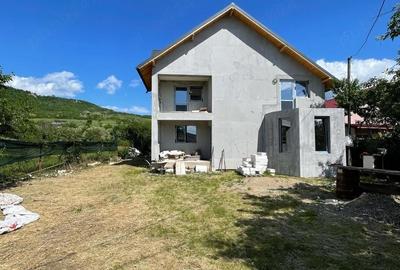 Casă cu Teren 800 Mp în Coada Malului - 3