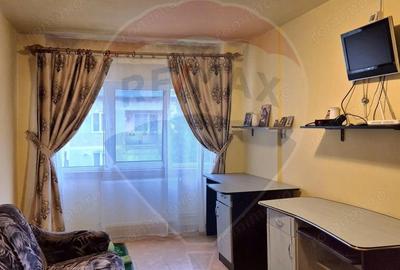 Apartament cu 4 camere decomandat în Central - 1