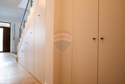Vanzare - vila 4 camere de complet mobilata, str. Caisului - Dobroesti - 25
