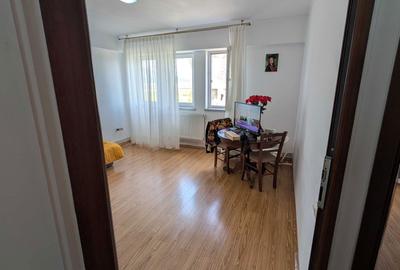 Apartament cu 2 camere decomandat în Central - 4