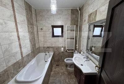 Proprietate Impecabila in Racari Locuin?a Ideala pentru Familia Ta - 11