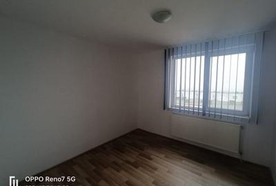 Apartament de vanzare 4 camere - living și 3 dormitoare - 7