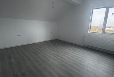 Casă cu 4 camere cu Teren 600 Mp în Filipeștii de Târg - 7