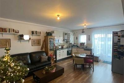 Apartament cu 4 camere decomandat în Ludoș