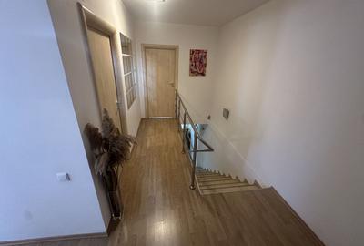 Casă individuală cu 10 camere cu Canalizare în Berceni - 9