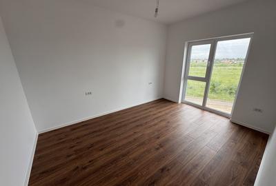 Apartament cu 2 camere semidecomandat în Moșnița Nouă - 5