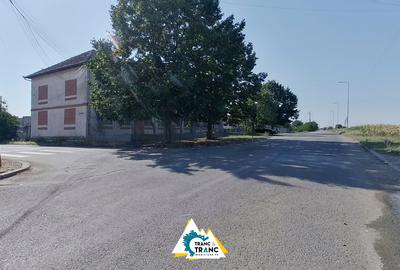 Clădire împunătoare de 540 mp pe 2 nivele în Sânnicolau Mic - 2