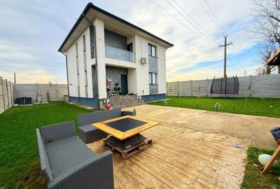 Vila Individuala MOBILATA / Curte Amenajata / 4 Camere / 2 Bai / Teren 405 mp - 1