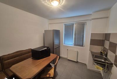Apartament cu 2 camere semidecomandat în Central - 2