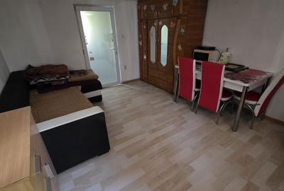 Casă cu 4 camere cu Teren 1400 Mp în Boldești - 2