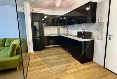 Apartament cu 3 camere decomandat în Central - 2