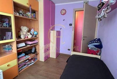 Apartament cu 4 camere semidecomandat, mobilat în Granit - 2