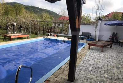 Casă cu 4 camere cu Teren 1300 Mp în Central - 3