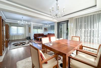 Apartament cu 4 camere decomandat, mobilat în Aviației