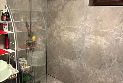 Casă cu 3 camere decomandat în Central - 10