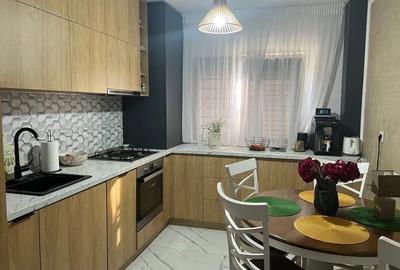 BASARABIA-BULEVARDUL BASARABIA-2 CAMERE RENOVAT