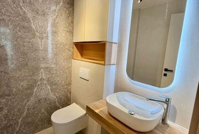 Apartament cu 4 camere în Central - 2