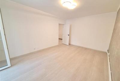 Apartament cu 3 camere decomandat în 9 Mai - 2