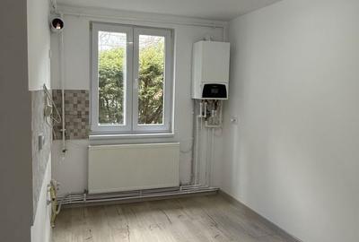 Garsonieră decomandată în Dărmănești - 16