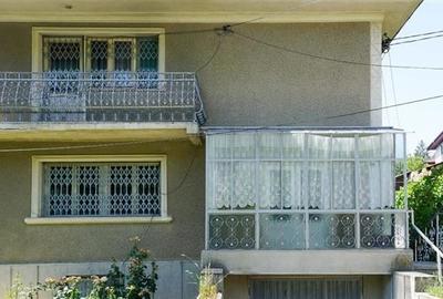 Casă cu 8 camere în Copou