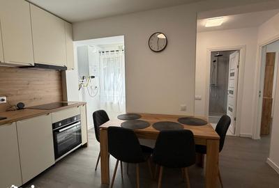 Apartament cu 3 camere decomandat în Cornișa - 13