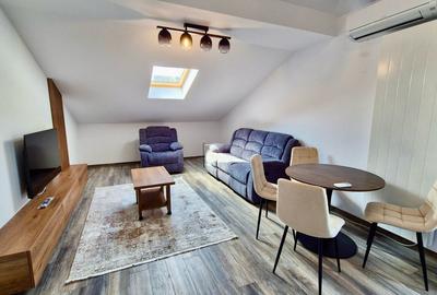 Apartament la mansarda in Tractorul