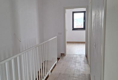 Casă cu 2 camere cu Teren 207 Mp în Sânpetru - 6