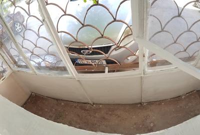 Garsonieră în Vest - 2