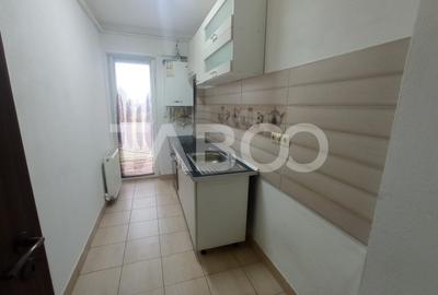 Garsoniera decomandata utilata de inchiriat balcon Mihai Viteazul Garsoniera decomandata utilata de inchiriat balcon Mihai Viteazul - 2