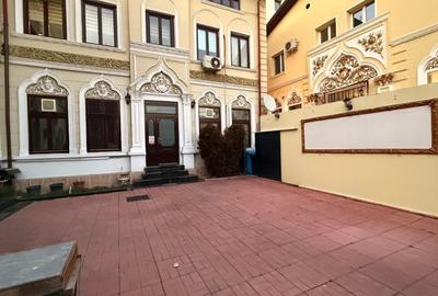 Casă individuală cu 14 camere cu Canalizare în Unirii - 10