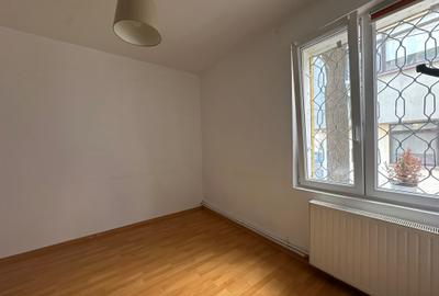 Apartament cu 2 camere decomandat în Floreasca