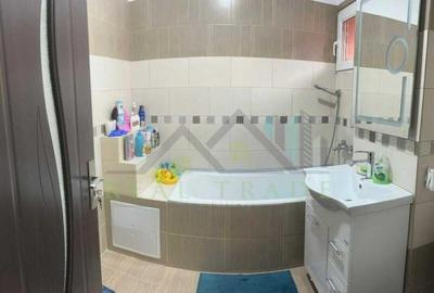 Apartament 4 camere Tractorul - 1