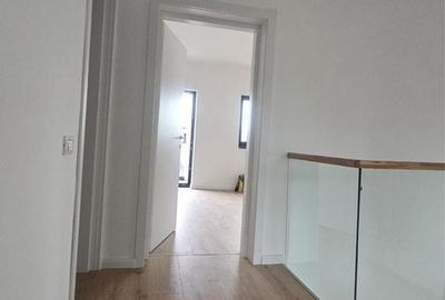 Casă cu 4 camere în Micești - 2