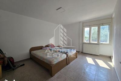 Casă cu 8 camere cu Teren 1140 Mp în Central - 14