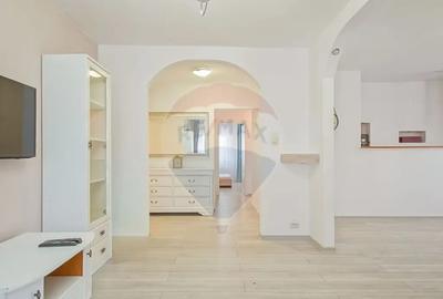 Apartament cu 3 camere decomandat, mobilat în Central - 15