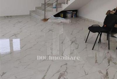 Casă cu 4 camere cu Teren 322 Mp în Dobroești