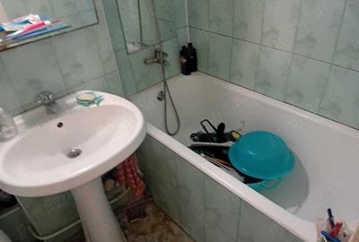 Ap 2 Cam etaj 1 Maratei Dolinex 45mp la cheie centrala termopan balcon - 12