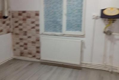 Garsonieră decomandată în Central - 2