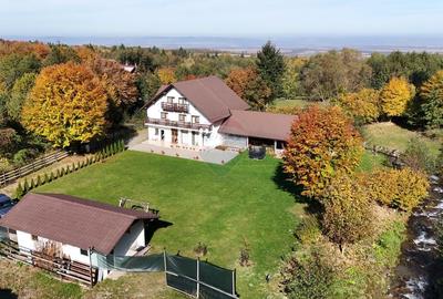 Hotel/Pensiune, de 386.45001220703 mp, în Lisa - 33