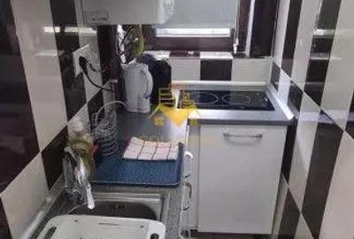 1 camera, Piata Unirii, Piata Muzeului, BCU, Meron, Marty, KFC - 2