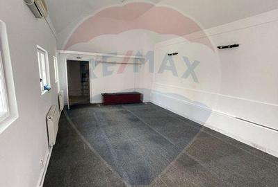 Spa?iu comercial de 56mp de vanzare in zona Obcini - 4