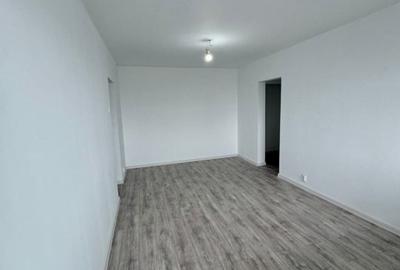 PODU ROS - RESTAURANT COTNARI - 2 CAMERE - ETAJ INTERMEDIAR -RENOVAT - FARA RISC - 4