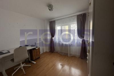 Apartament cu 4 camere decomandat în Dristor - 5