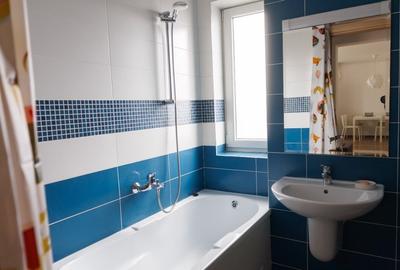 Apartament cu 2 camere decomandat, mobilat în Tractorul - 10