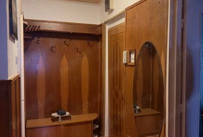 De vanzare Apartament 3 camere, confort 1, in Tarnaveni, cartierul Pacii - 1