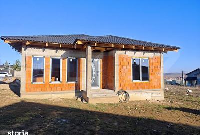 Casă cu 4 camere cu Teren 600 Mp în Paleu - 7