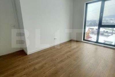 Apartament cu 3 camere decomandat în Calea Moldovei - 6